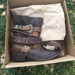 Freebird by Steven booties